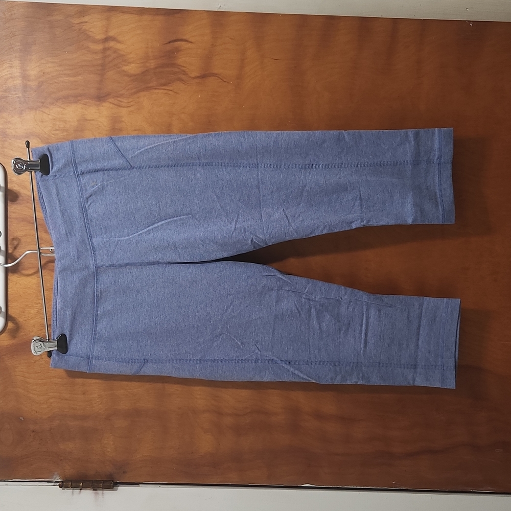 Danskin Now cropped Leggings, Blue, Small (4-6)